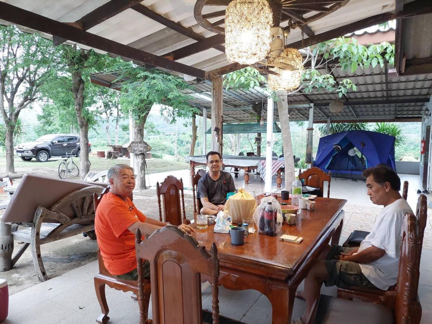 บ้านอิงเมยแคมป์ แก่งกระจาน Ban Phu Bon Экстерьер фото