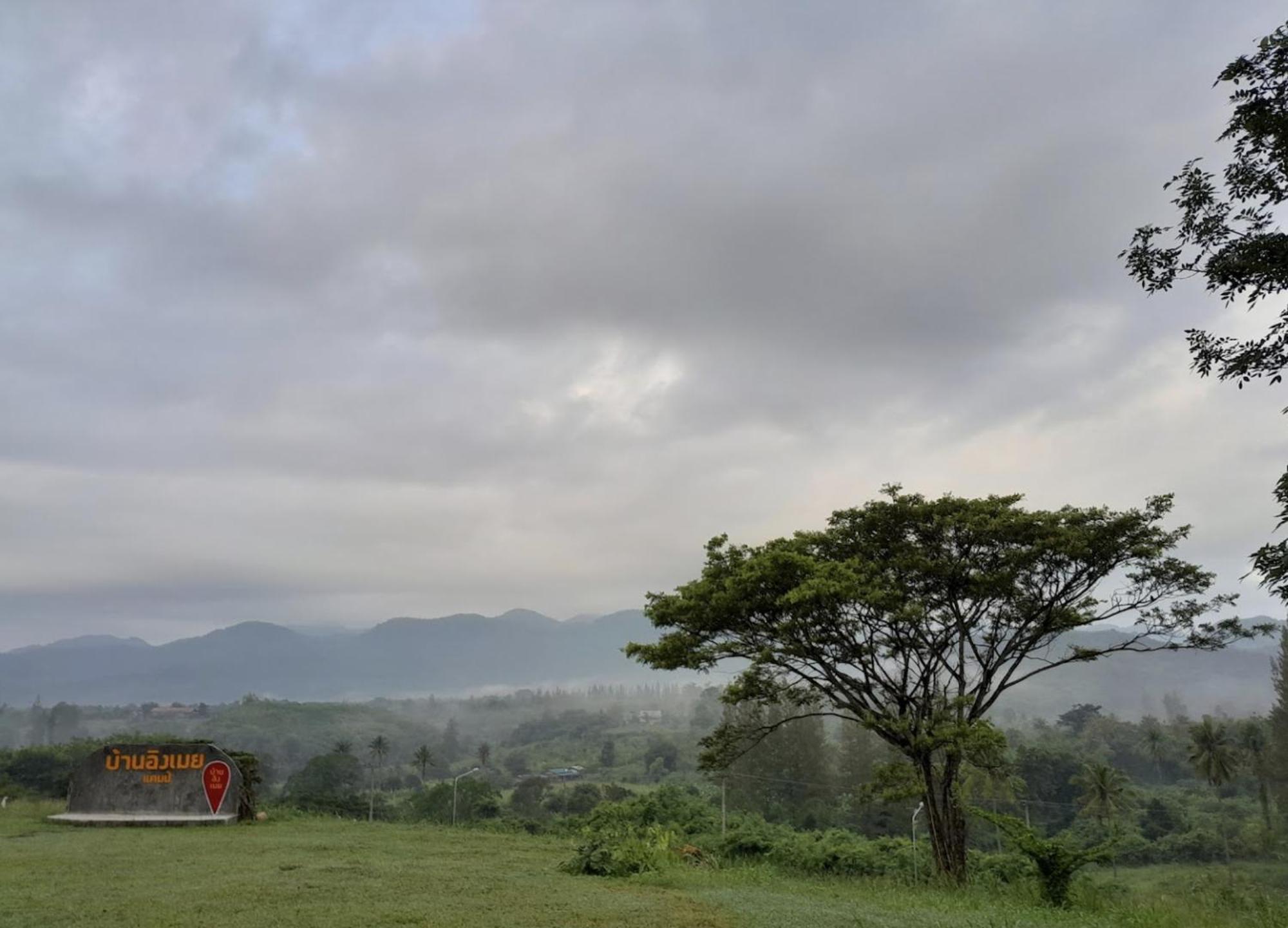 บ้านอิงเมยแคมป์ แก่งกระจาน Ban Phu Bon Экстерьер фото